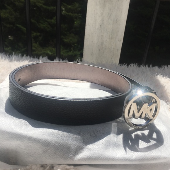 NWT MK leather belt! 🙌🙌 - Picture 5 of 6